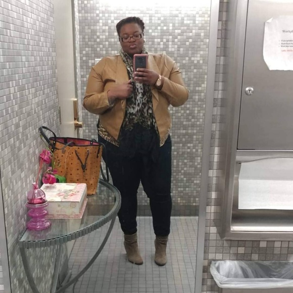 Meet your Posher, Karma - Picture 7 of 8